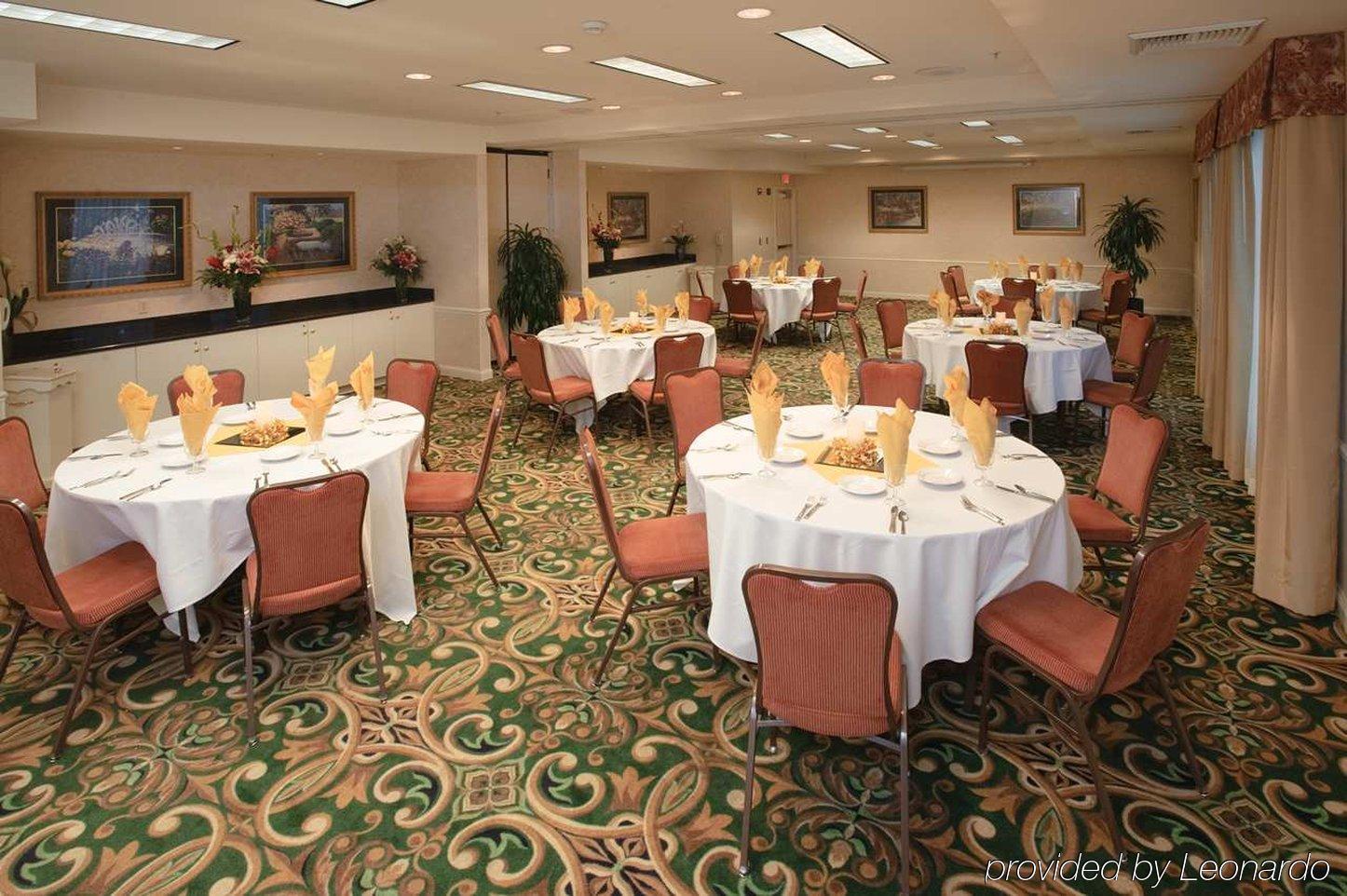 Hilton Garden Inn Sacramento/South Natomas Restaurant photo